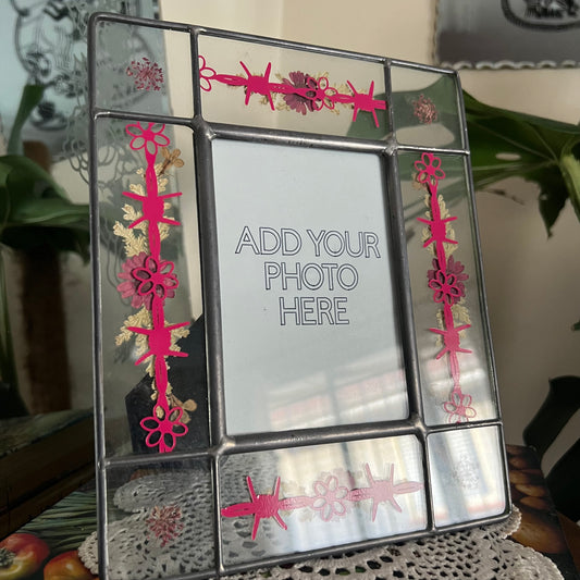 Barbed Wire Pressed Floral Leaded Frame